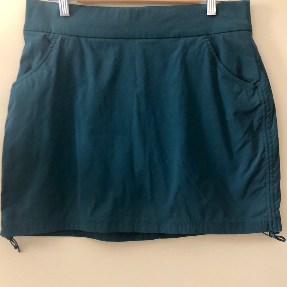 Columbia Teal Green Pull-On Multi-purpose Skort, Size L